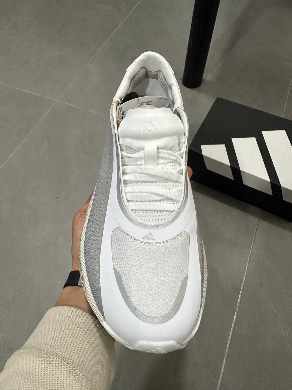 Adidas Hyperboost Edge 'Cloud White / Light Solid Grey / Silver Metallic'