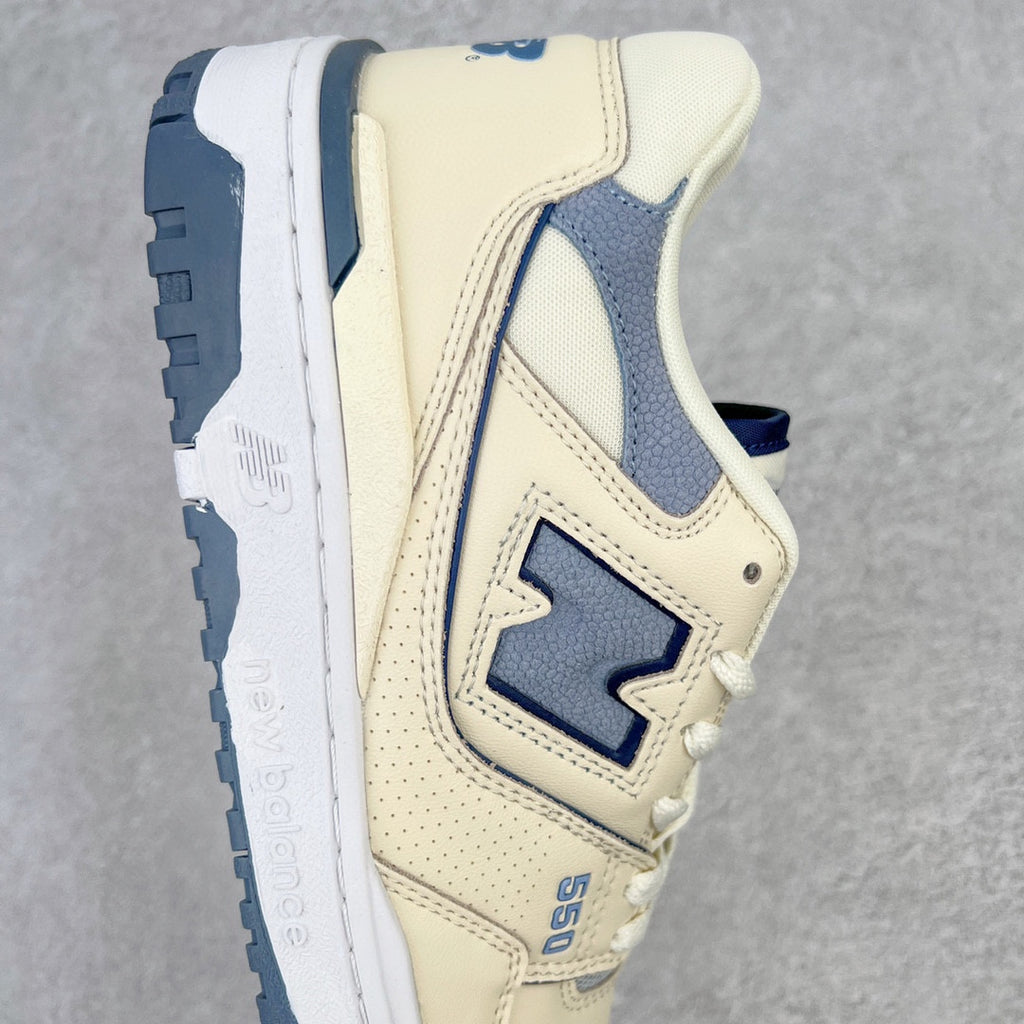 New Balance 550 Sneakers