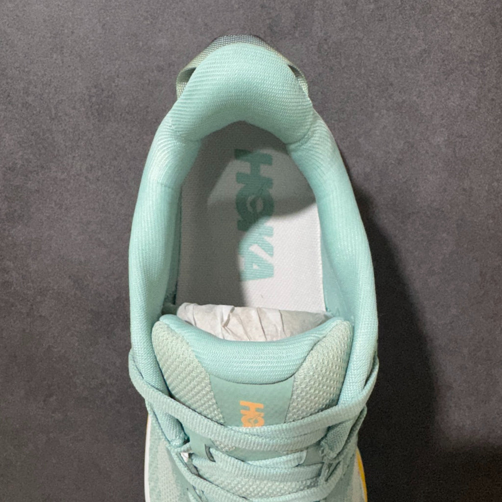 HOKA Challenger 8 All-Terrain Sneakers - Mint Green
