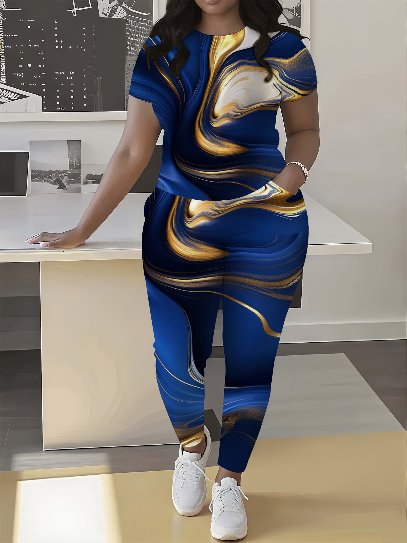 Set of Short-Sleeve Top And Long Pants in Blue with Golden Swirls, Featuring a Fun Marble Abstract Design, Ideal for Casual Outings, Travel, And Gatherings in Spring And Summer. A Perfect Gift for Family And Fashion Enthusiasts