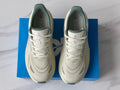 HOKA ONE ONE Arahi 8 Light gray | Dark green
