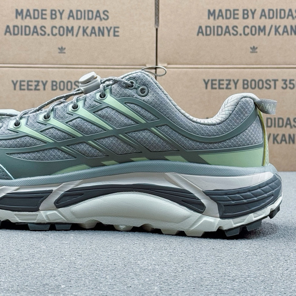 Hoka Mafate Three2 Gray-fluorescent cyan-green