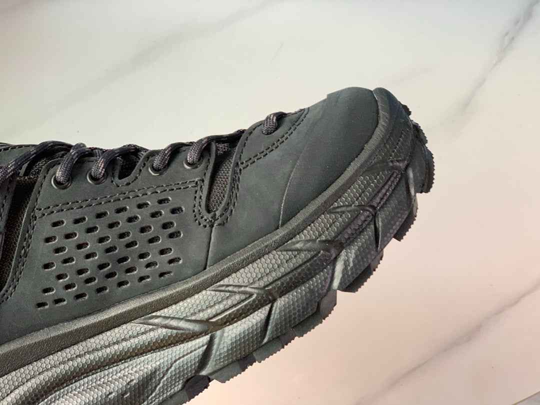 HOKA Ultra Low Gore-Tex Dark Gray