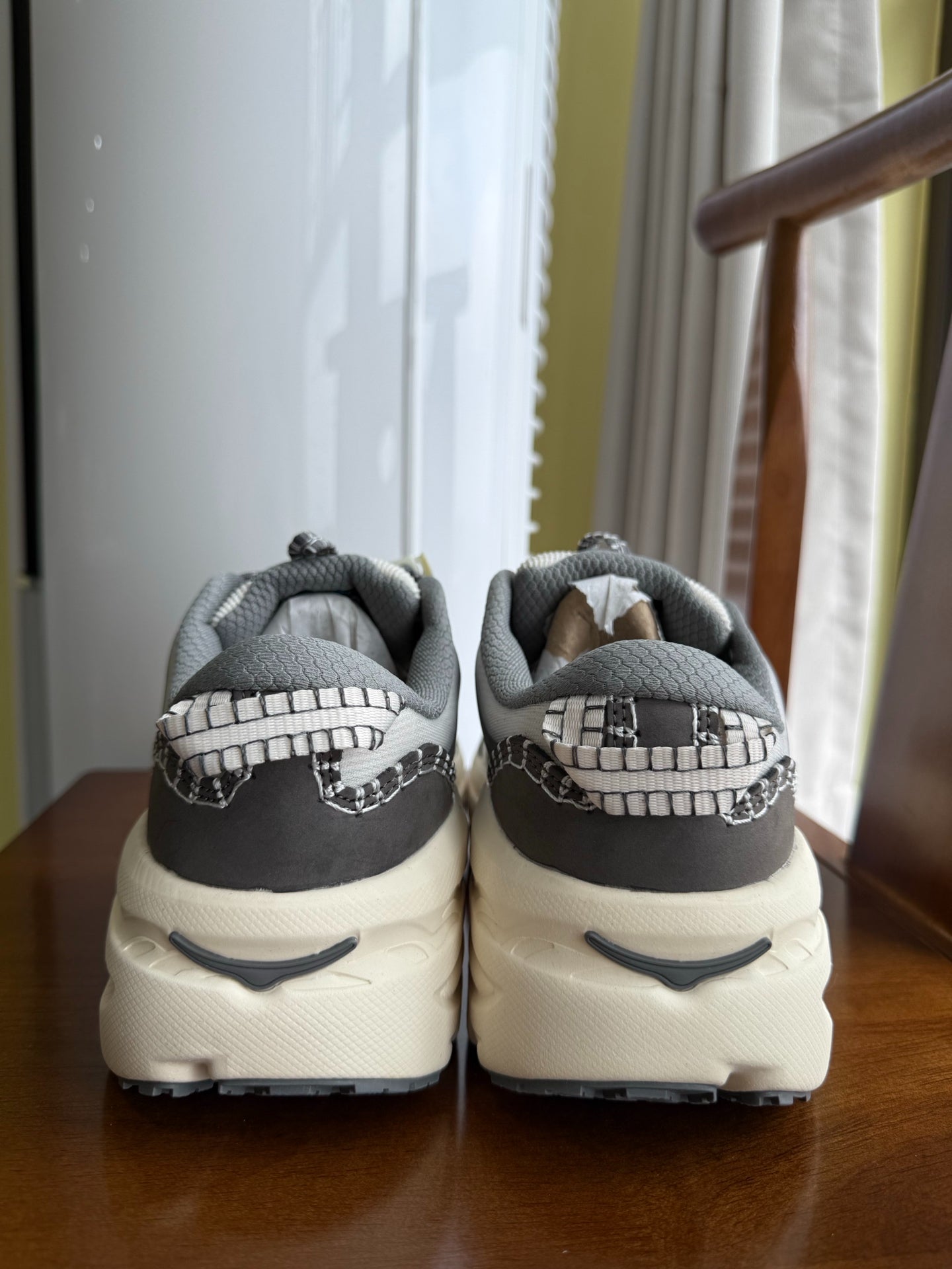 HOKA Bondi B3LS Dark Gray | Off-White
