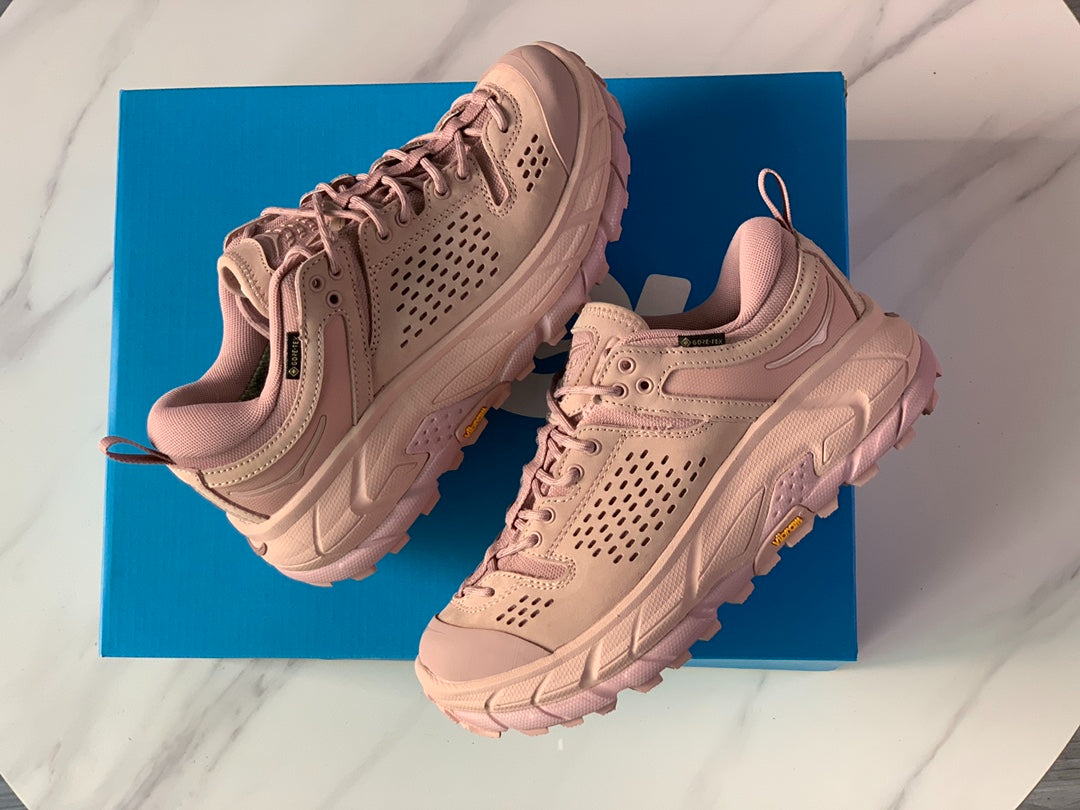 HOKA Ultra Low Gore-Tex Oatmeal | Nude Pink
