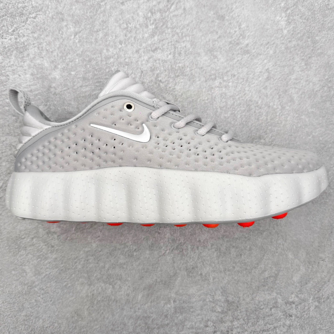 Nike Mind 002 "Wolf Grey/Metallic Silver"