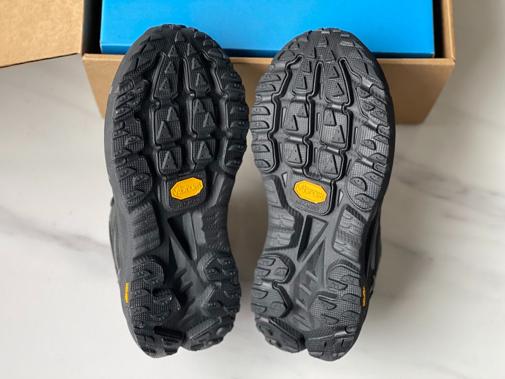 HOKA Mafate X Women Black | Light gray