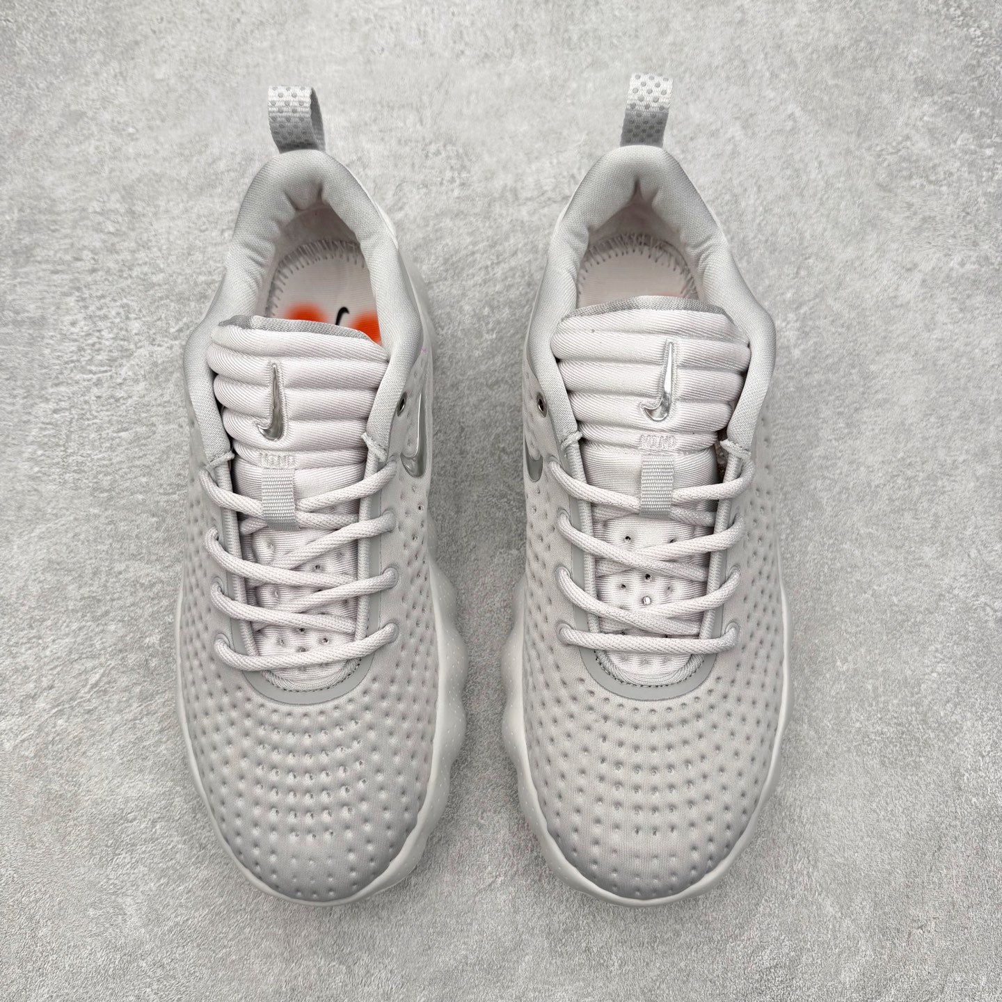 Nike Mind 002 "Wolf Grey/Metallic Silver"