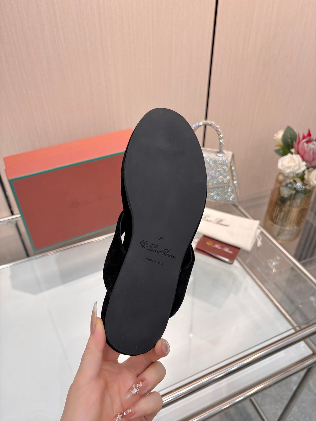 Solid Black Suede Old Money Style Flat Flip Flops Women Casual Thong Sandals