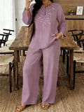 Loose-Fit Daily Wear Women'S Outfit Consisting of a V-Neck Top with a Small V-Neck And Casual Pants