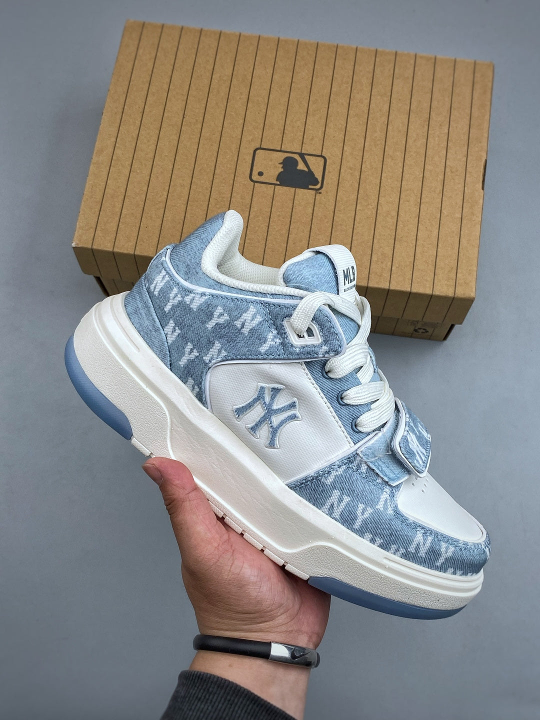 MLB New York Yankees Chunky Liner "Denim Monogram" Sneakers