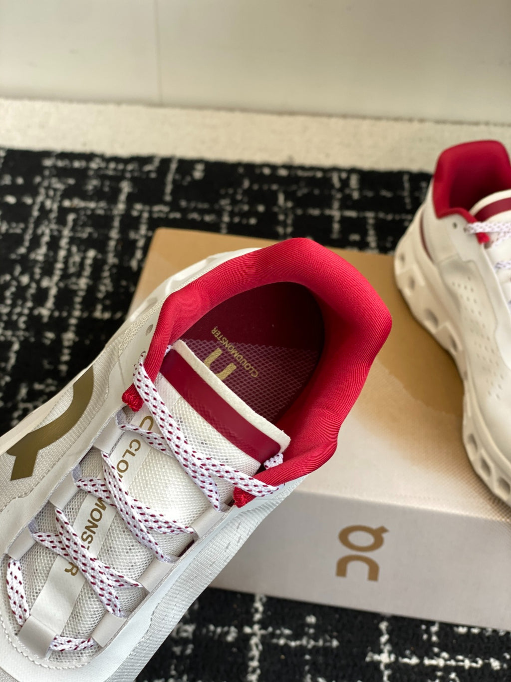 Cloudmonster White Red Gold Cushioned Running Shoes Unisex Monster Sole Athletic Trainers