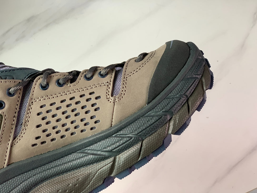 HOKA Ultra Low Gore-Tex Desert Brown | Oatmeal Purple