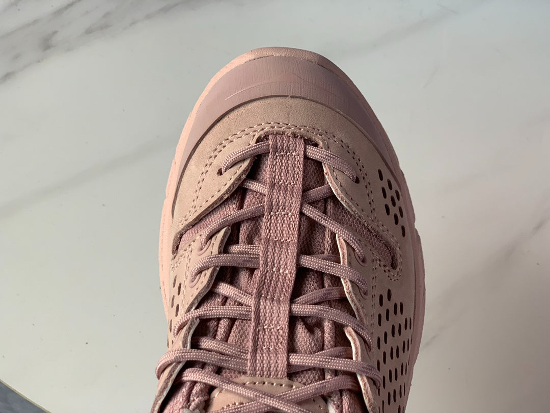Hoka Ultra Low Gore-Tex Nude Pink