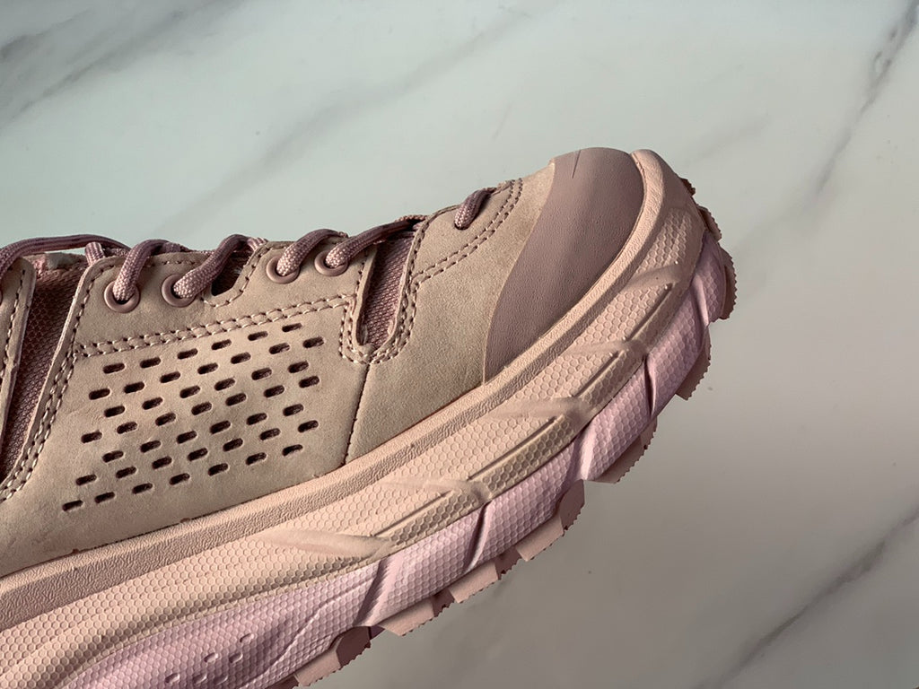 Hoka Ultra Low Gore-Tex Nude Pink