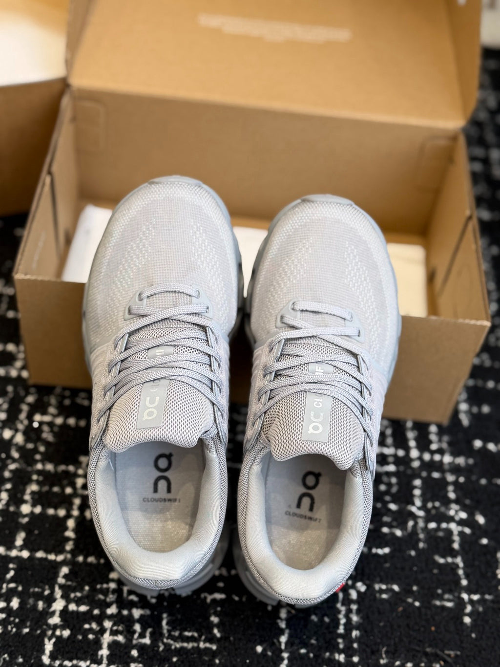 Alloy Gray On Cloudswift 4 Mesh Upper Daily Jogging Walking Sneakers