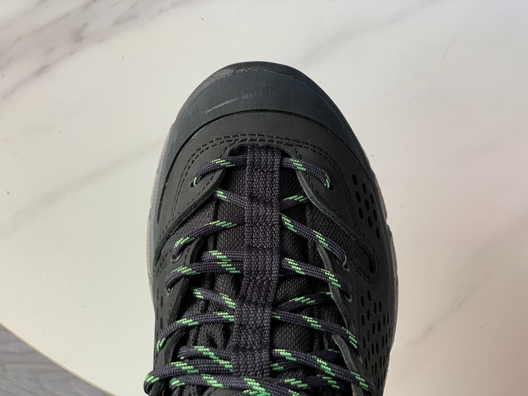 HOKA Ultra Low Gore-Tex Black | Lime Green