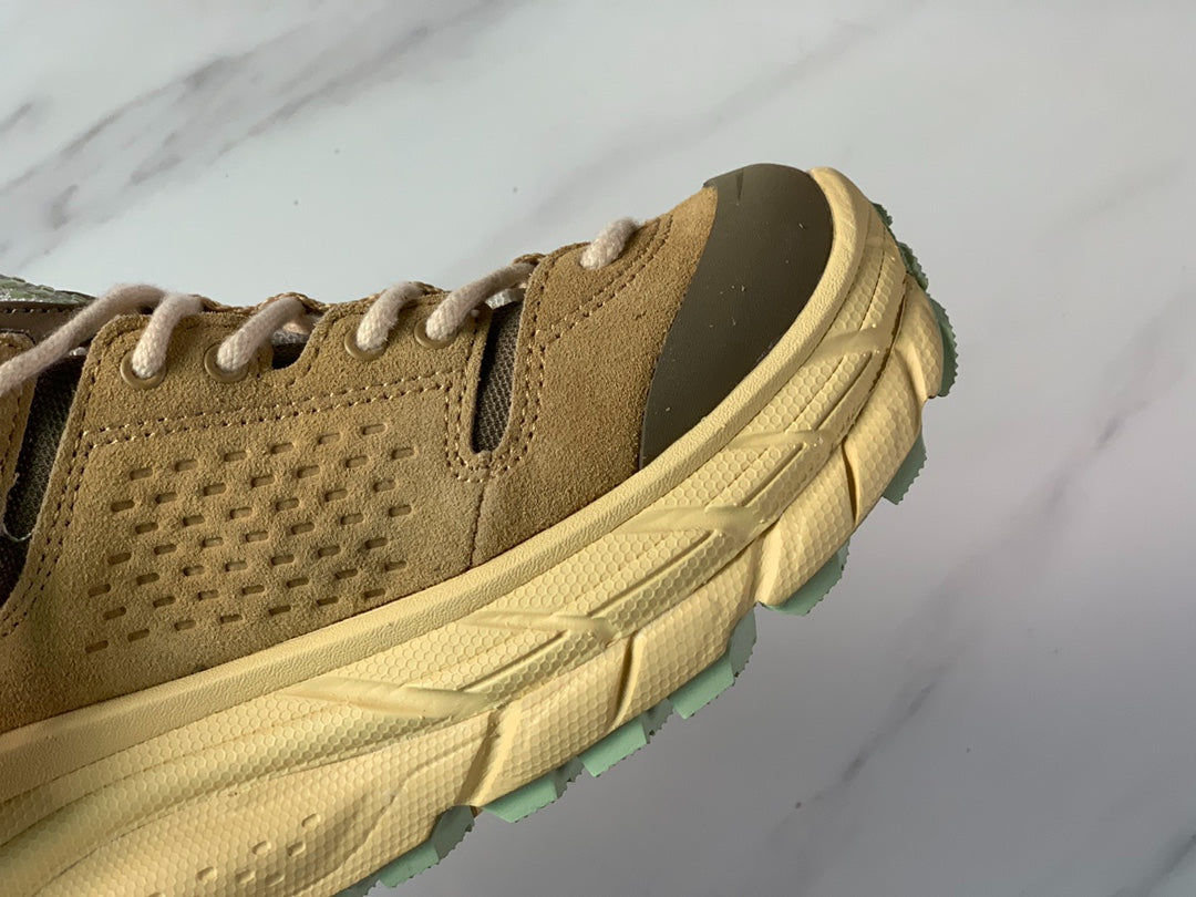 HOKA Ultra Low Gore-Tex Wheat Yellow | Mushroom Brown