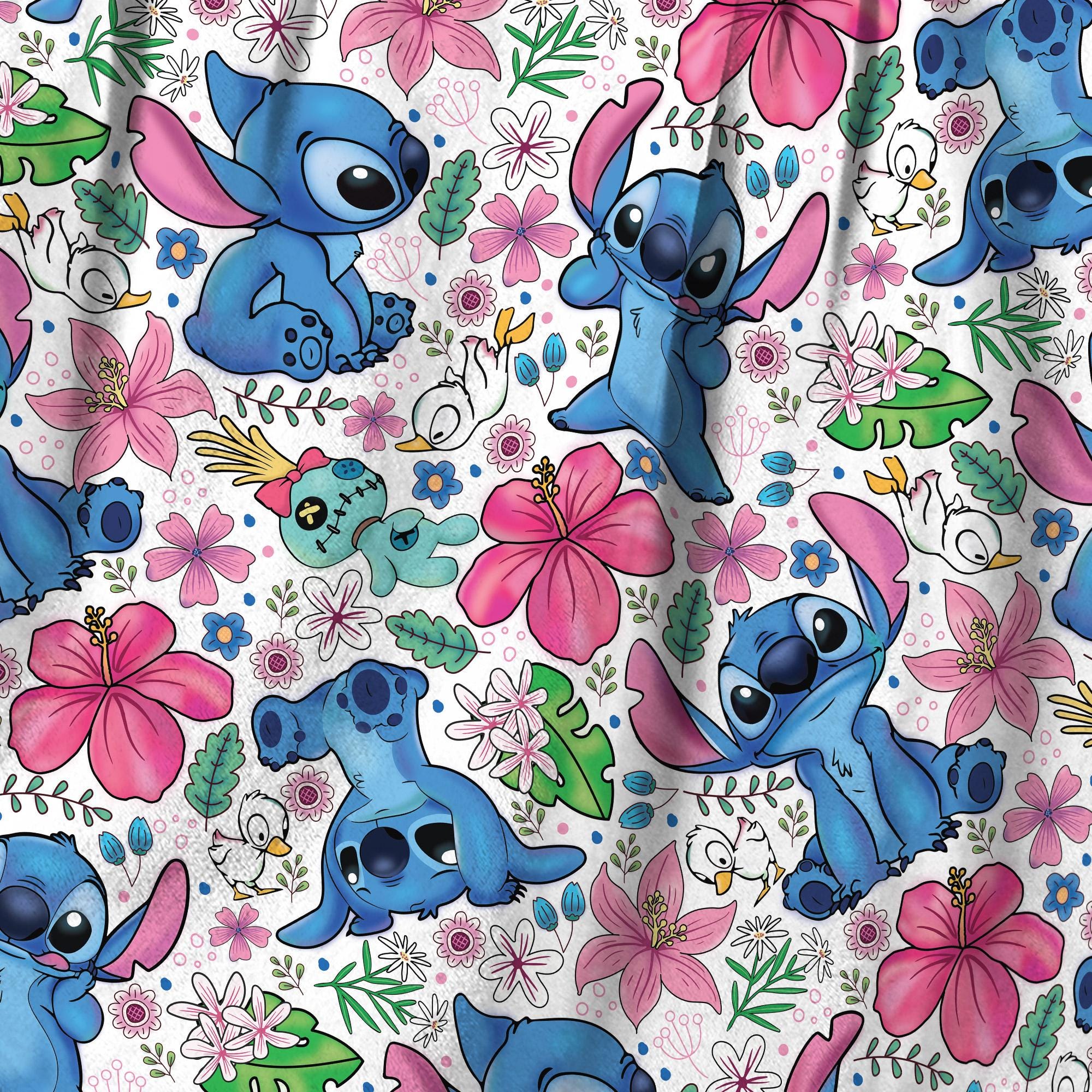 Stitch Tropical Fleece Blanket – Cute Hibiscus Throw for Kids & Fans – Soft Cozy Blanket Gift
